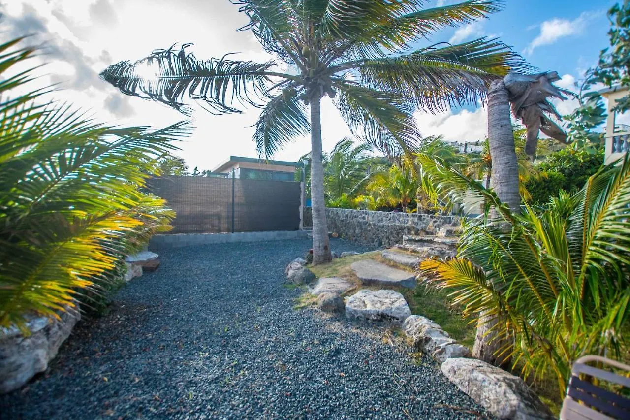 Cosy Waterfront Private Retreat Apartment Quarter of Orleans
